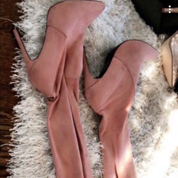 Winter Boots - Picture 2 of 3